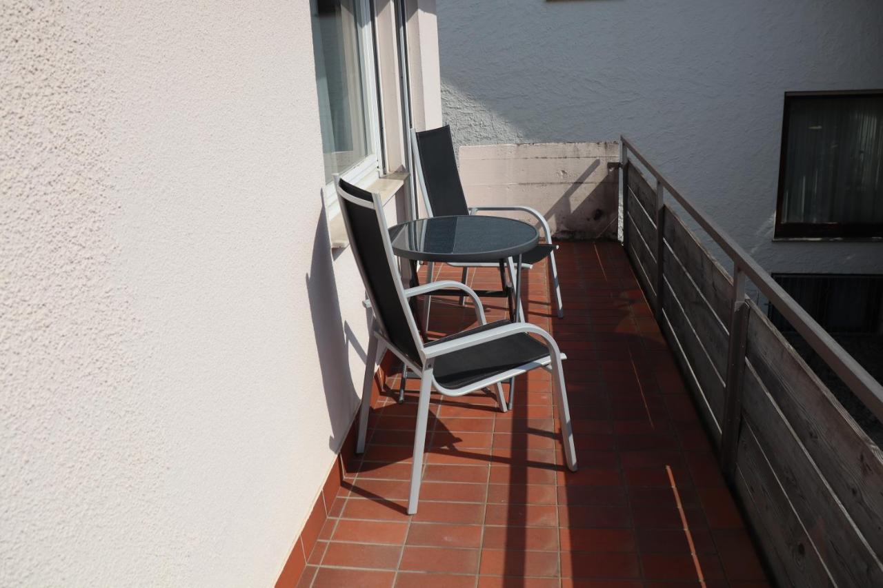 Haus Im Garten Köngen Eksteriør billede
